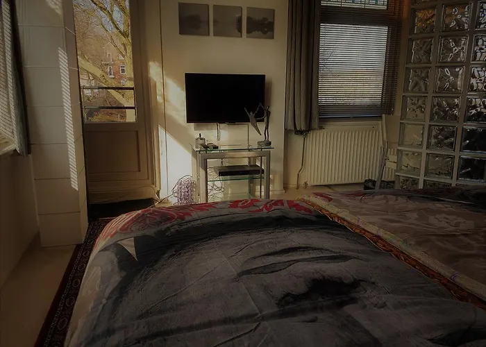 Sam\'S Place
